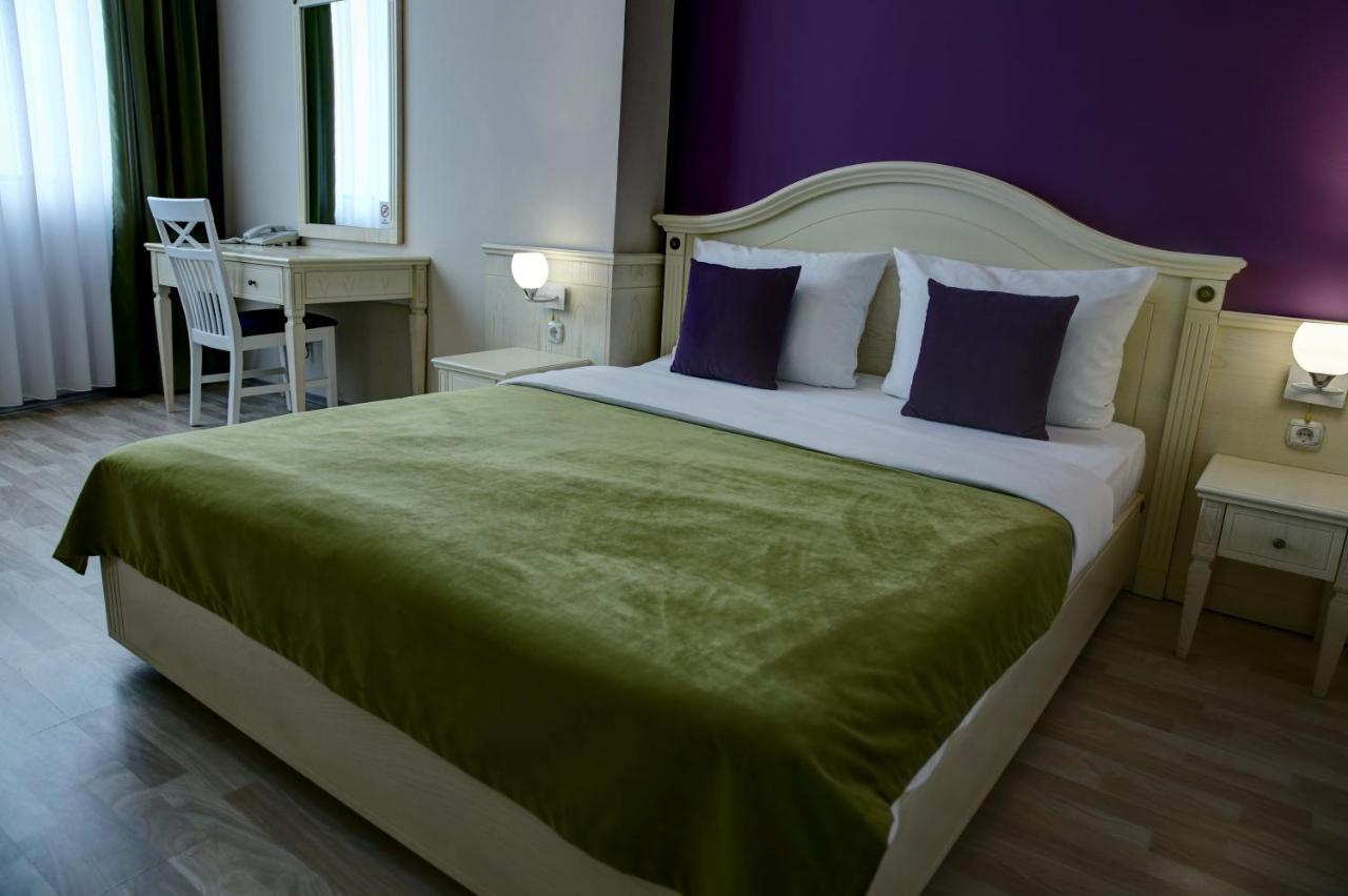 Hotel Gorenje Pristina Exterior photo